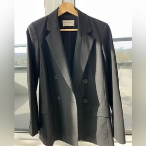 Aritzia Babaton Blazer